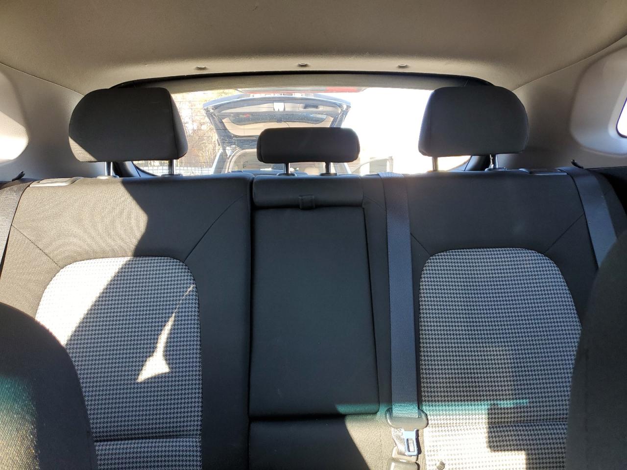 2019 Hyundai Kona VIN KM8K12AA0KU265663 Copart auction photo, front end damage thumbnail 10