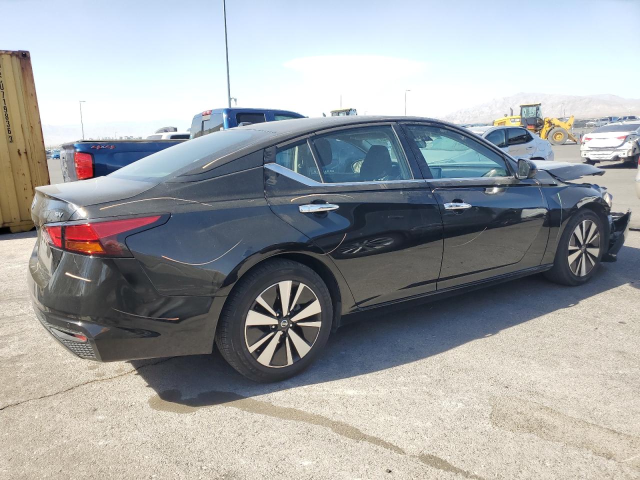 2021 Nissan Altima VIN 1N4BL4DVXMN417315 Copart auction photo, front end damage thumbnail 3