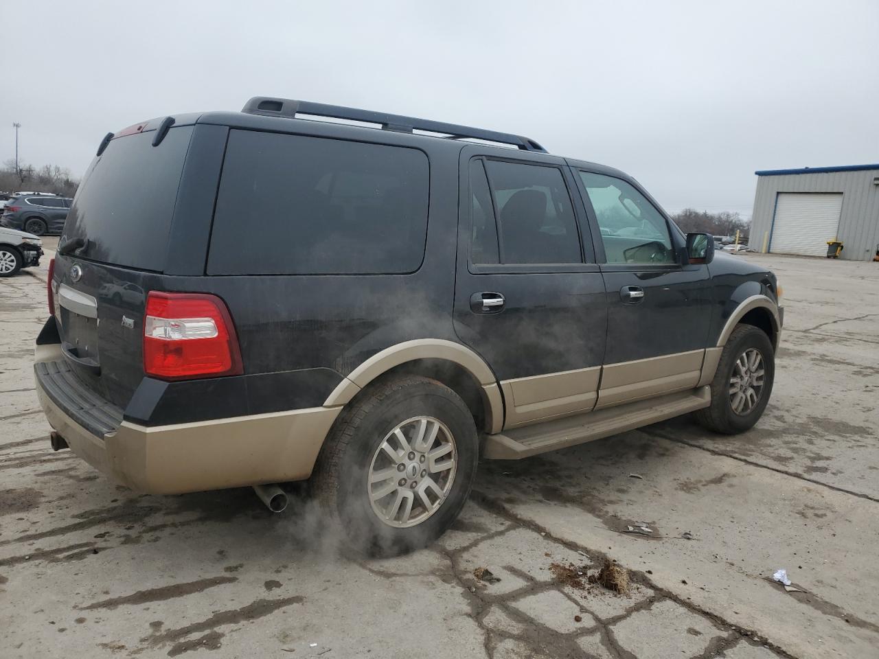 2011 Ford Expedition VIN 1FMJU1J52BEF04317 Copart auction photo, front end / minor dent/scratches damage thumbnail 3