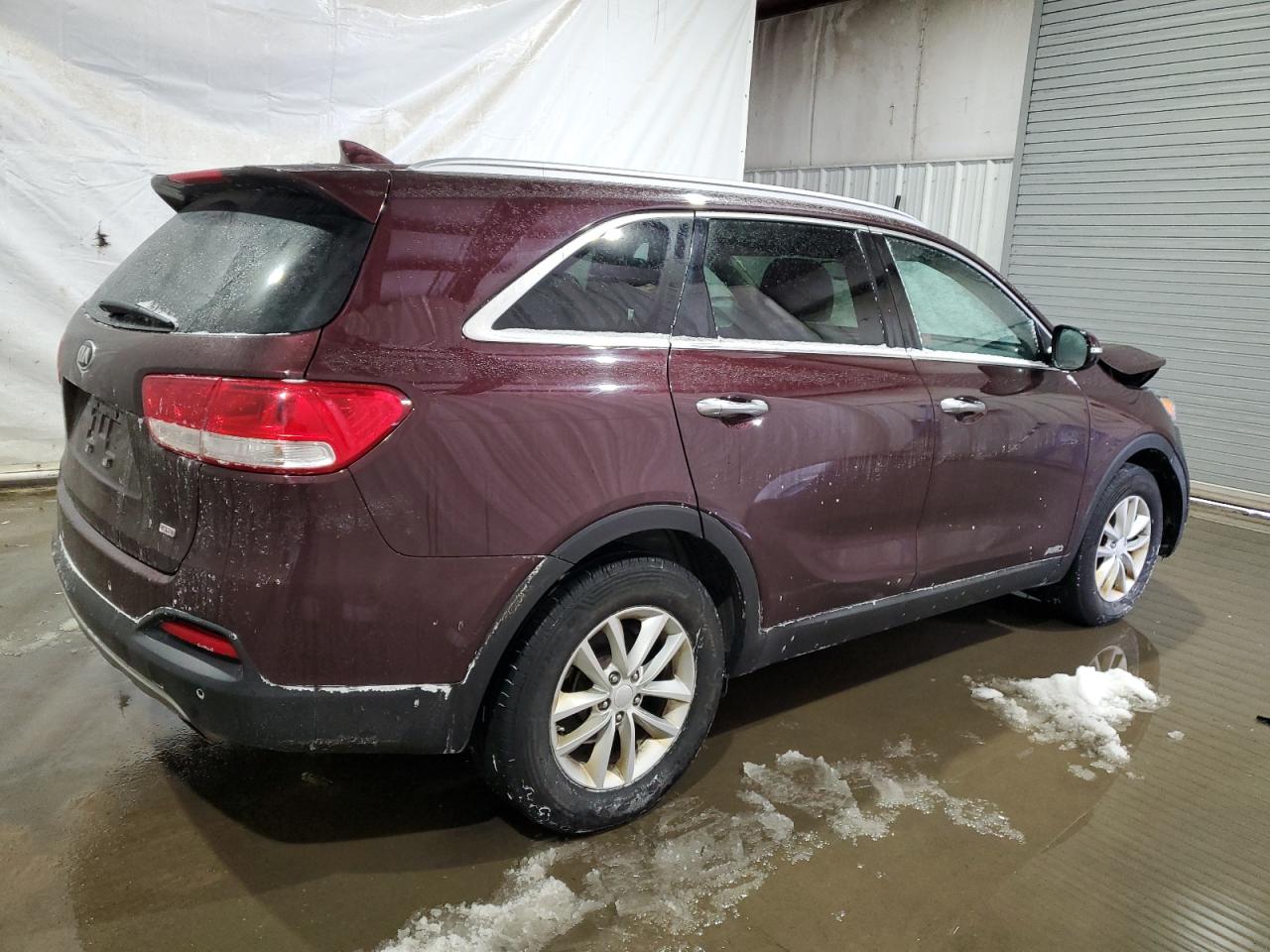 2017 KIA Sorento VIN 5XYPGDA39HG231723 Copart auction photo, front end damage thumbnail 3