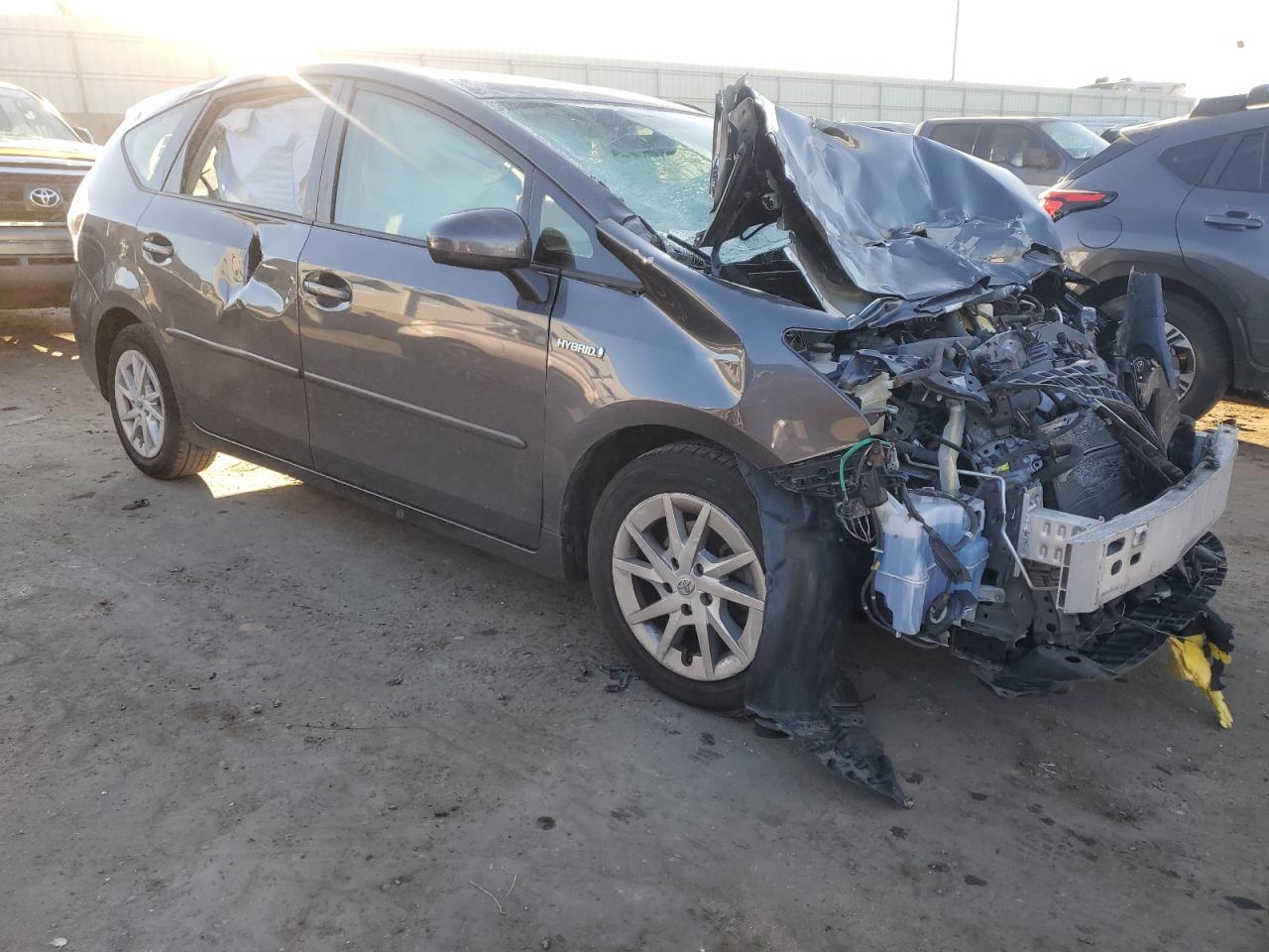 2013 Toyota Prius VIN JTDZN3EU1D3272759 Copart auction photo, front end / side damage thumbnail 4