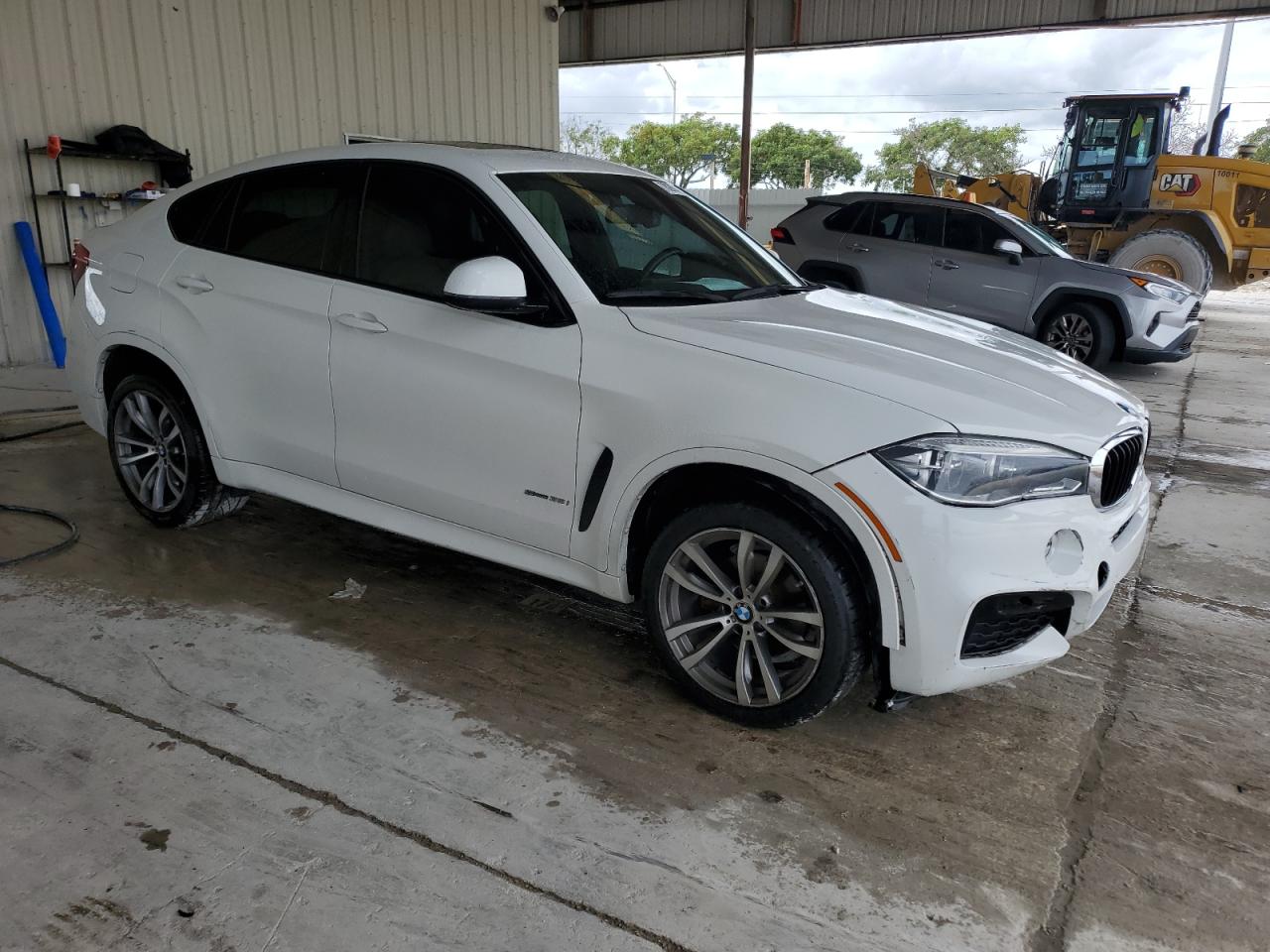 2016 BMW X6 VIN 5UXKU0C56G0F93346 Copart auction photo, minor dent/scratches damage thumbnail 4