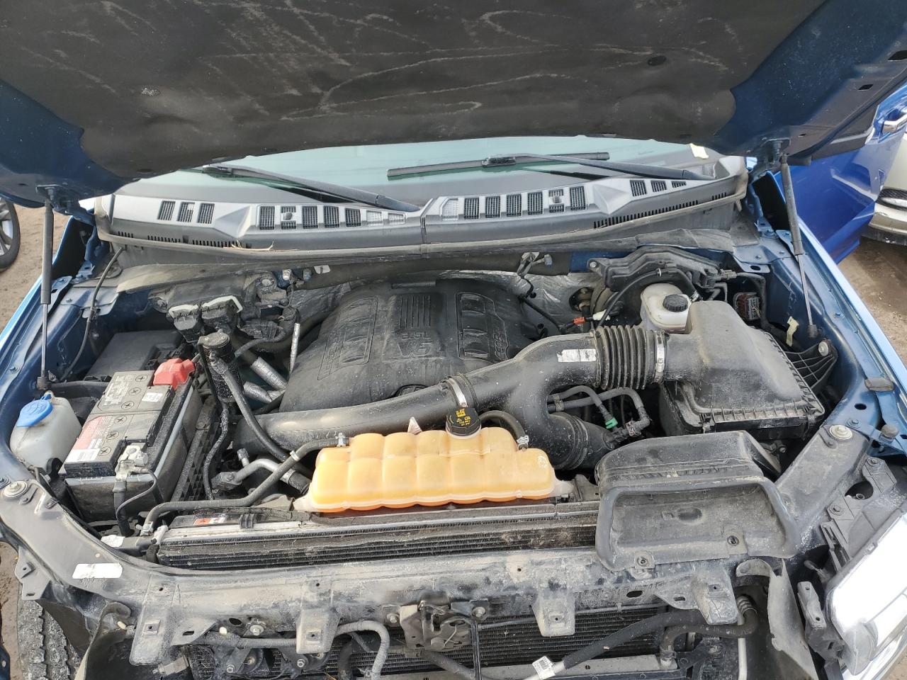 2016 Ford F-150 VIN 1FTEW1EG2GKD08561 Copart auction photo, front end / minor dent/scratches damage thumbnail 11