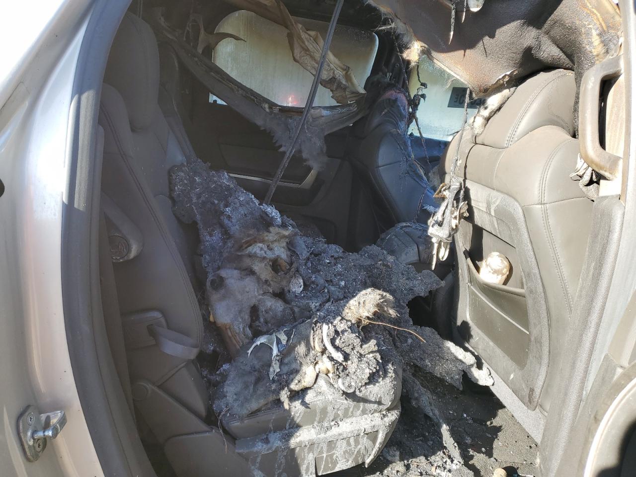 2008 GMC Acadia VIN 1GKER33718J192173 Copart auction photo, burn damage thumbnail 10