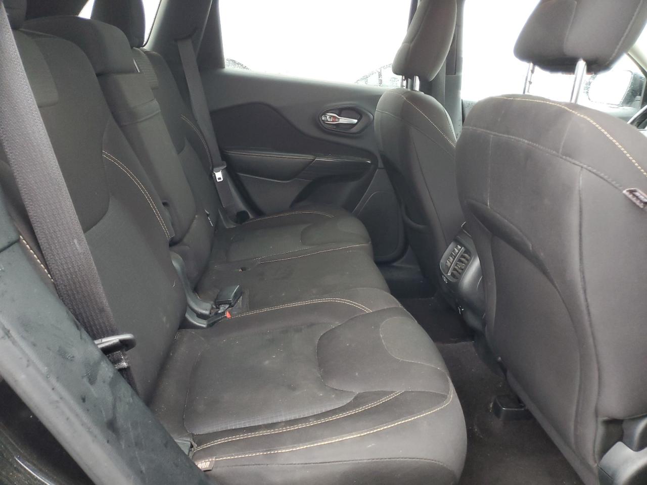 2016 Jeep Grand Cherokee VIN 1C4PJLCS0GW237833 Copart auction photo, mechanical damage thumbnail 11