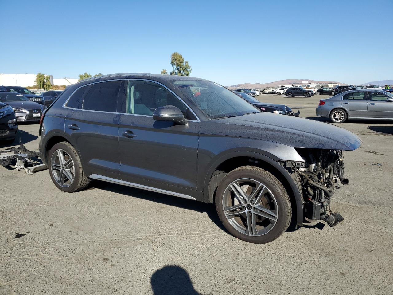 2021 Audi Q5 VIN WA1G2AFY1M2048011 Copart auction photo, front end damage thumbnail 4