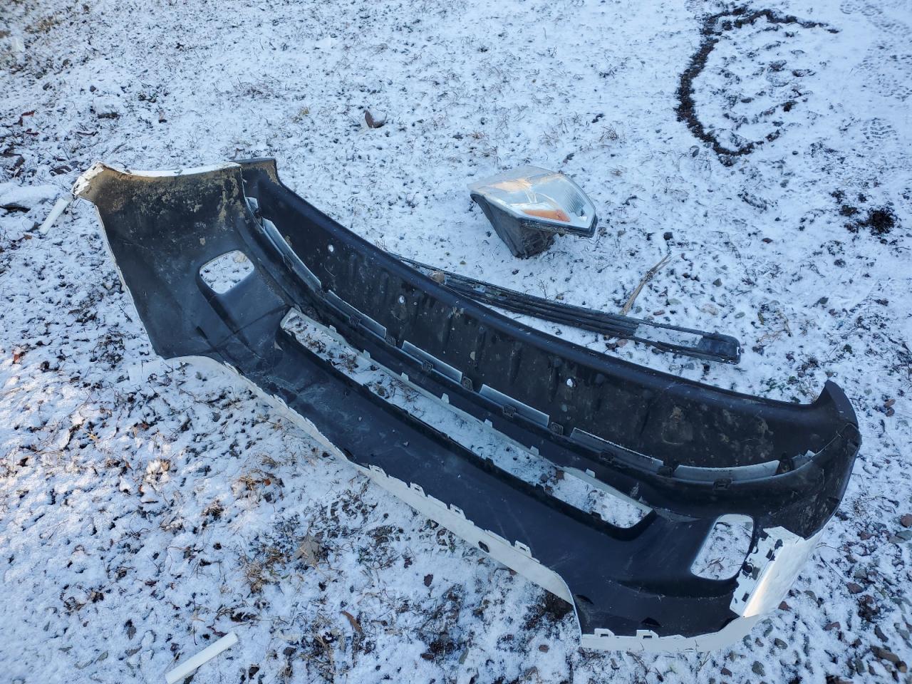 2016 RAM 1500 VIN 3C6RR7KT9GG289910 Copart auction photo, front end / undercarriage damage thumbnail 12