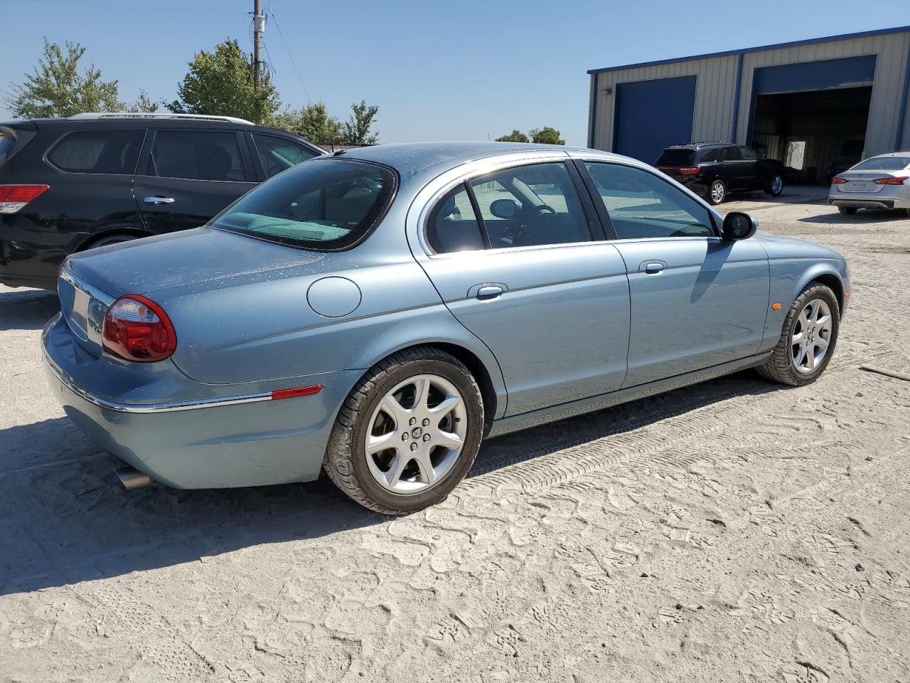 2006 Jaguar S-Type VIN SAJWA01B66HN59426 Copart auction photo, front end damage thumbnail 3