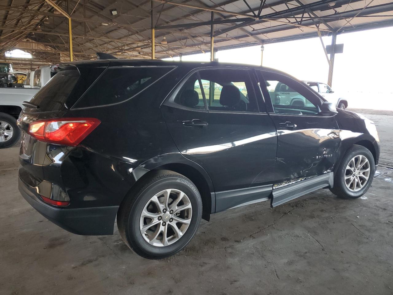 2019 Chevrolet Equinox VIN 3GNAXHEV7KL329472 Copart auction photo, side damage thumbnail 3
