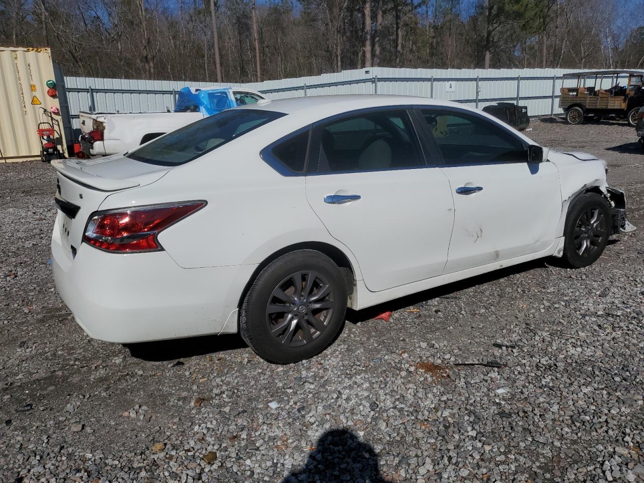 2015 Nissan Altima VIN 1N4AL3APXFN923063 Copart auction photo, front end / rear end damage thumbnail 3