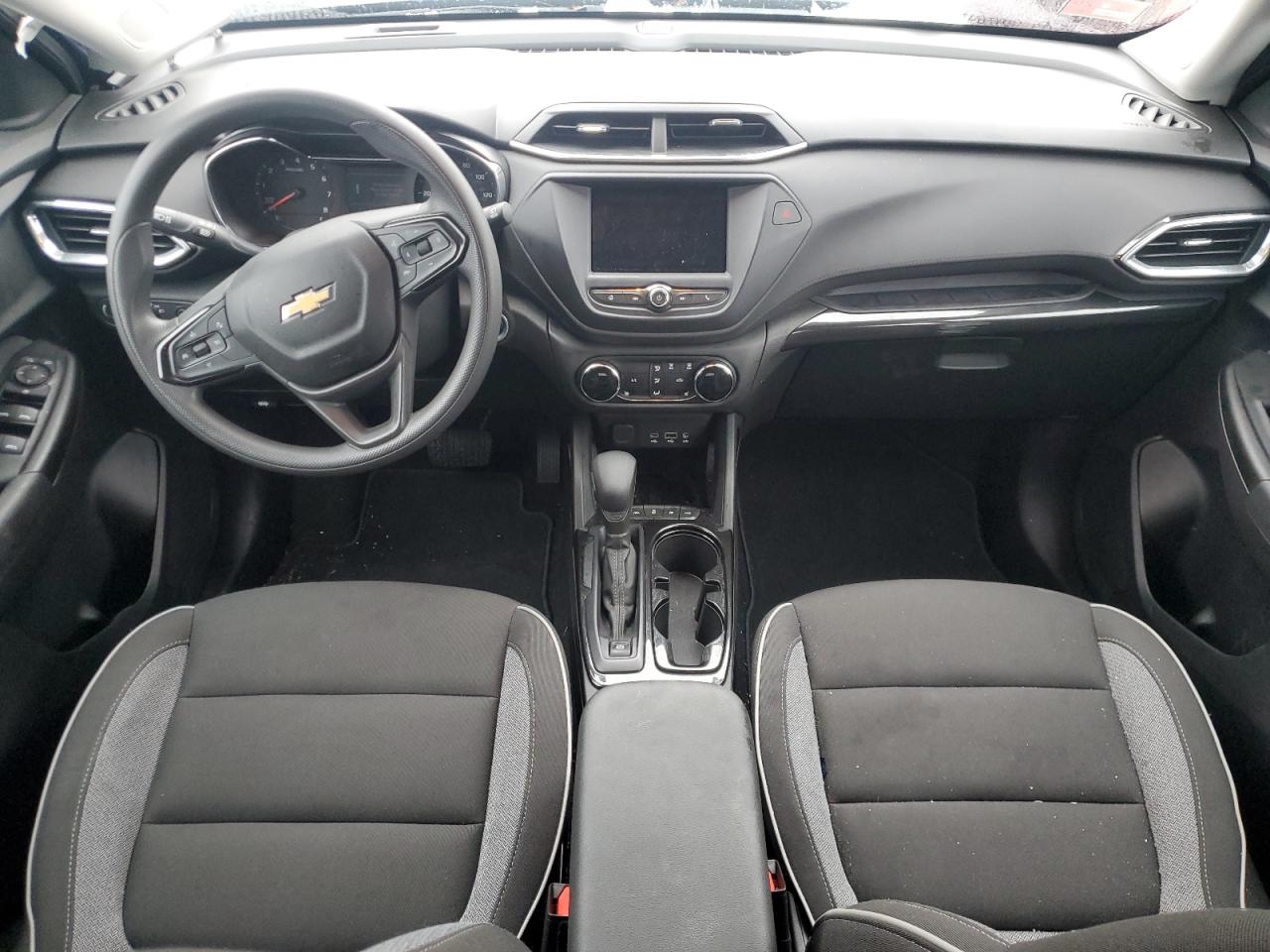 2022 Chevrolet TrailBlazer VIN KL79MRSL2NB092048 Copart auction photo, side damage thumbnail 8