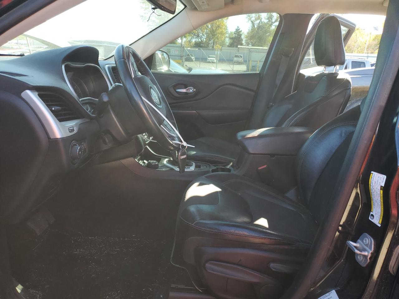 2015 Jeep Cherokee VIN 1C4PJMBS2FW739524 Copart auction photo, front end / minor dent/scratches damage thumbnail 7