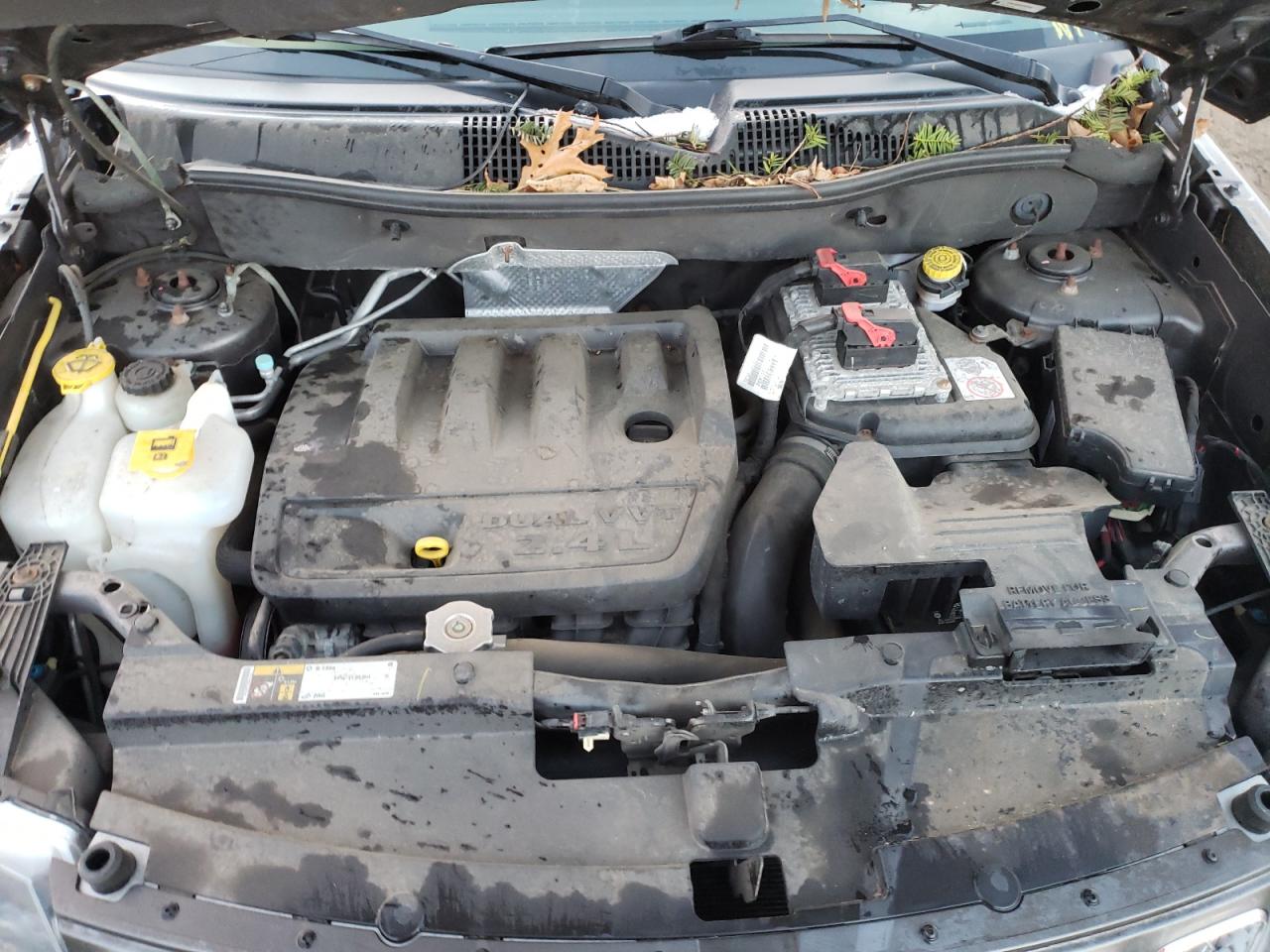 2015 Jeep Compass VIN 1C4NJDEBXFD163180 Copart auction photo, side / minor dent/scratches damage thumbnail 11