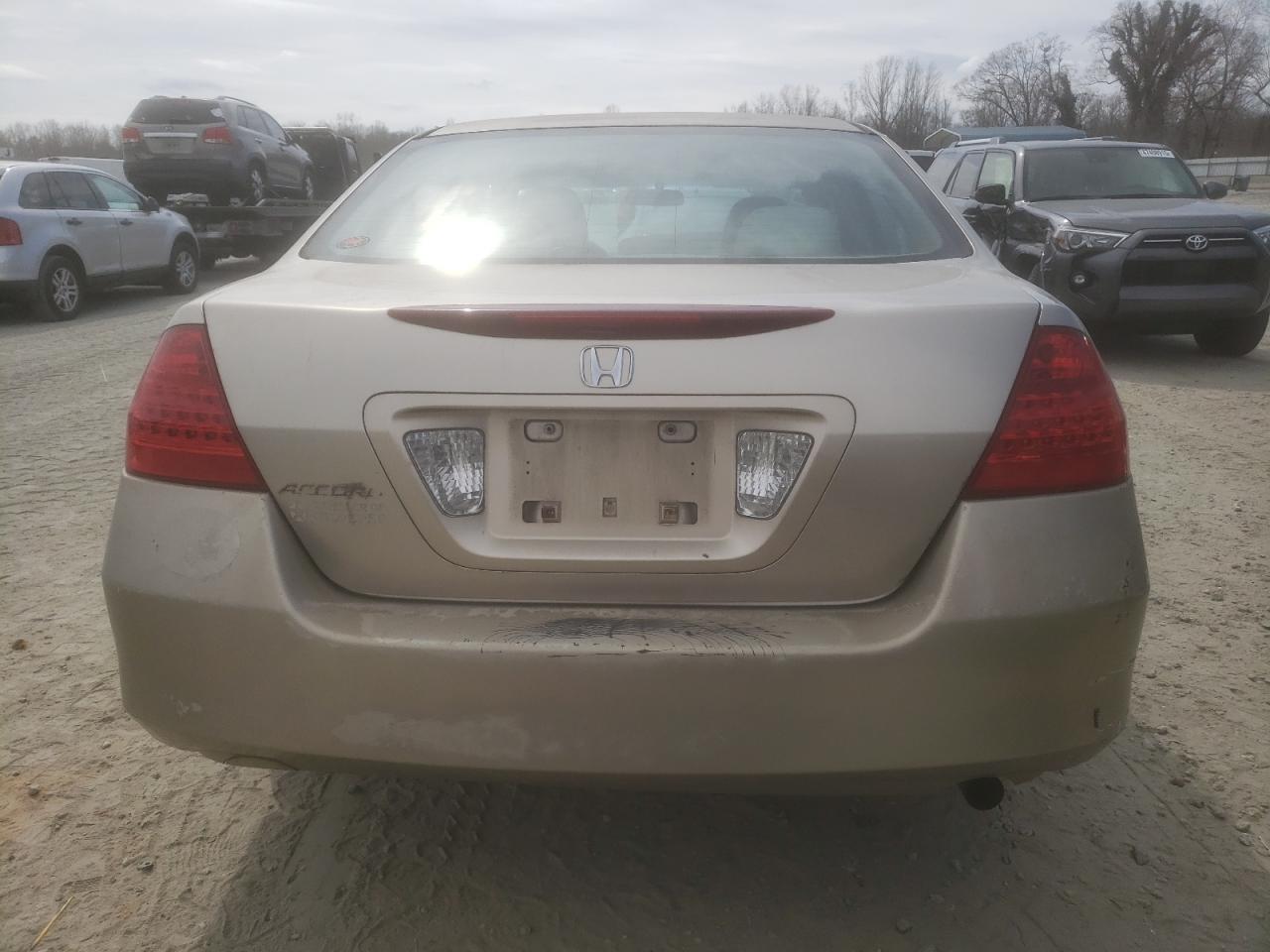 2007 Honda Accord VIN 3HGCM56427G708749 Copart auction photo, front end / minor dent/scratches damage thumbnail 6