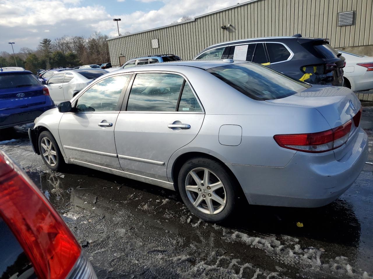 2004 Honda Accord VIN 1HGCM66524A084055 Copart auction photo, front end / minor dent/scratches damage thumbnail 2
