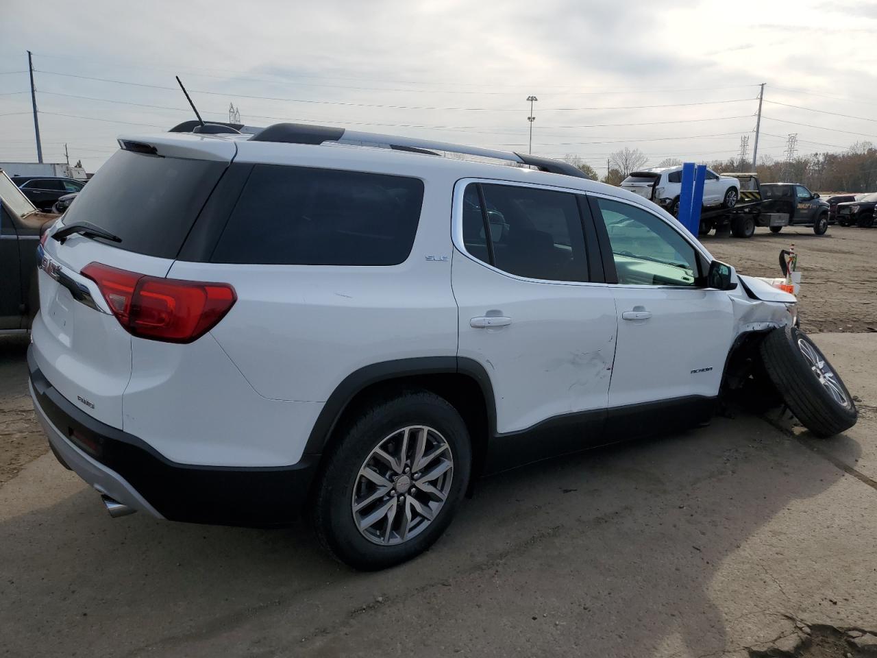 2019 GMC Acadia VIN 1GKKNSLS5KZ291388 Copart auction photo, front end / side damage thumbnail 3