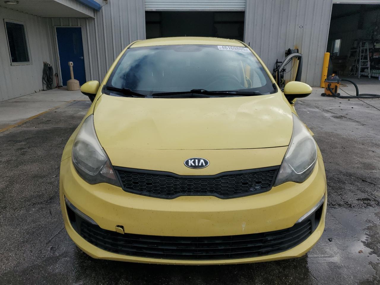 2016 KIA Rio VIN KNADM4A30G6577329 Copart auction photo, side / minor dent/scratches damage thumbnail 5
