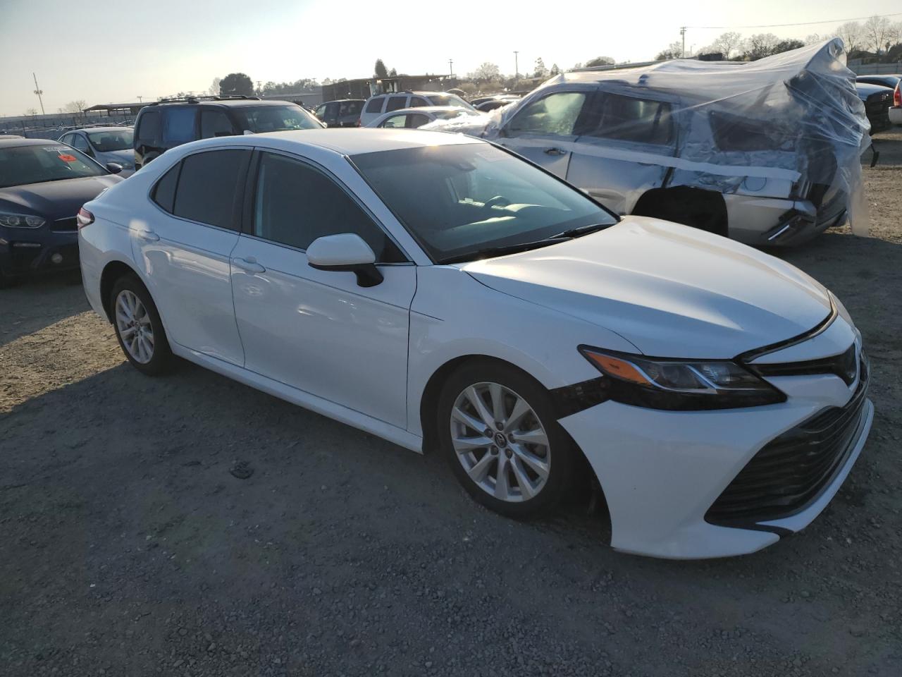 2019 Toyota Camry VIN 4T1B11HK4KU751613 Copart auction photo, front end / side damage thumbnail 4