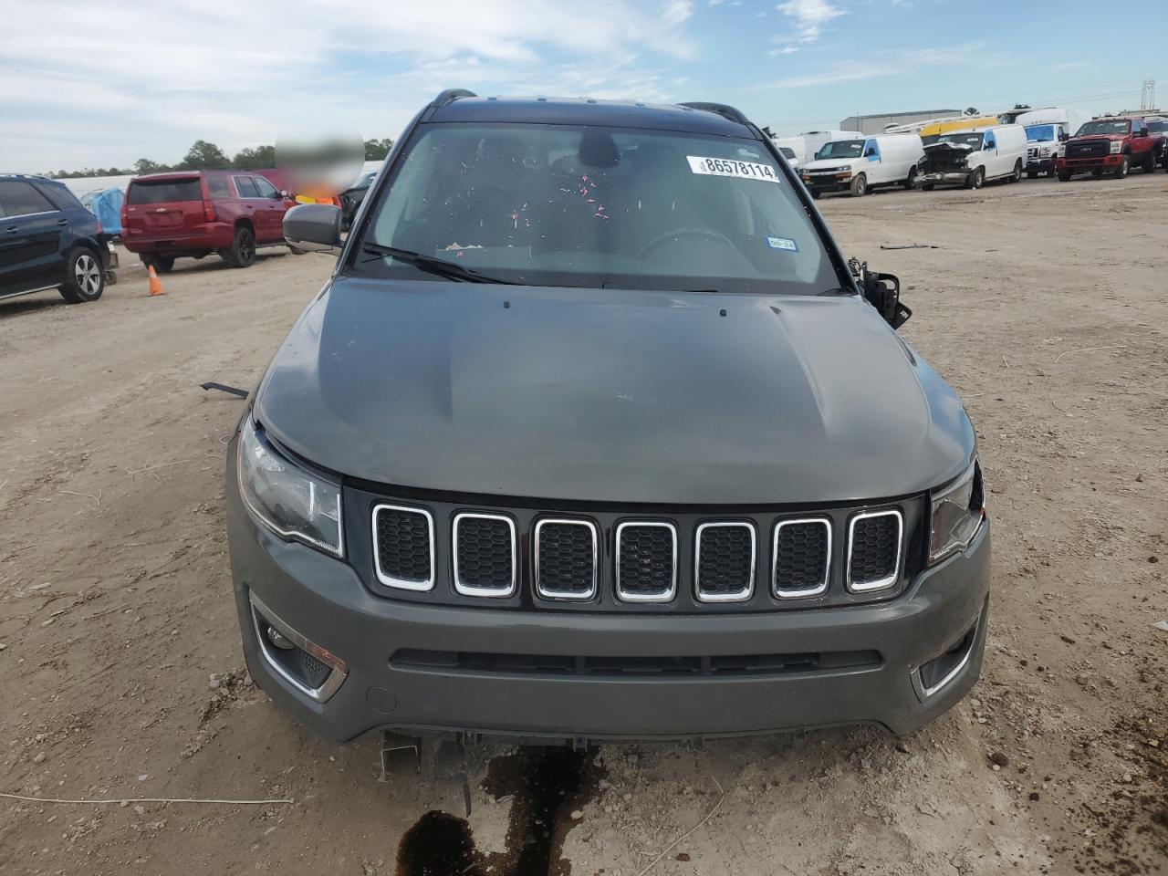 2019 Jeep Compass VIN 3C4NJDCB8KT818539 Copart auction photo, side / front end damage thumbnail 5