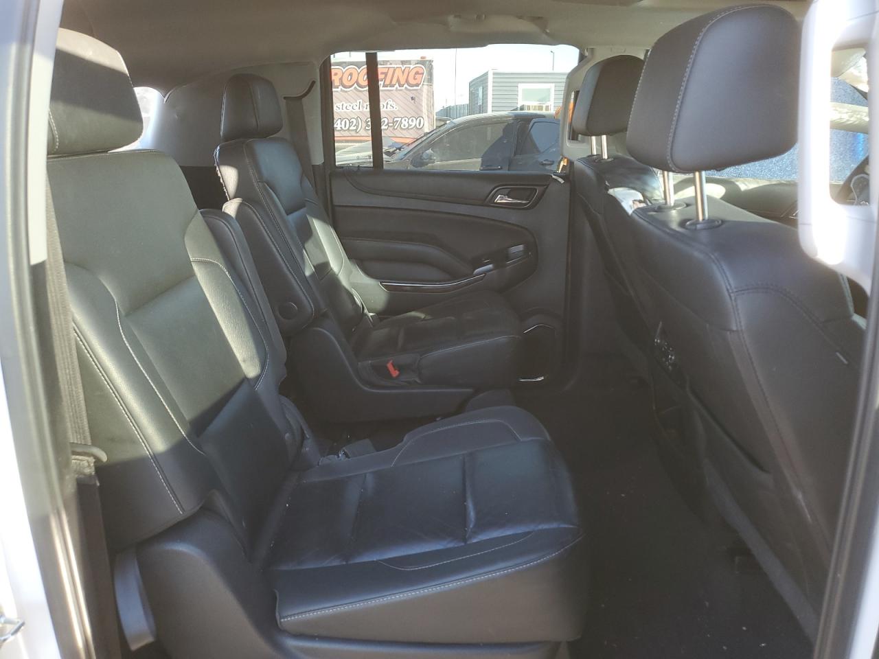 2019 Chevrolet Suburban VIN 1GNSKHKC8KR395866 Copart auction photo, rollover damage thumbnail 11