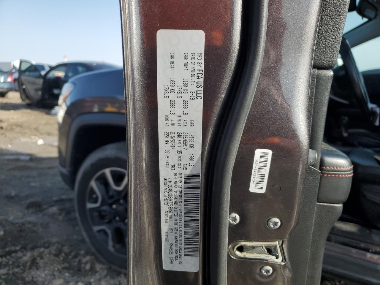 2019 Jeep Compass VIN 3C4NJDDB0KT739946 Copart auction photo, rear end / minor dent/scratches damage thumbnail 13