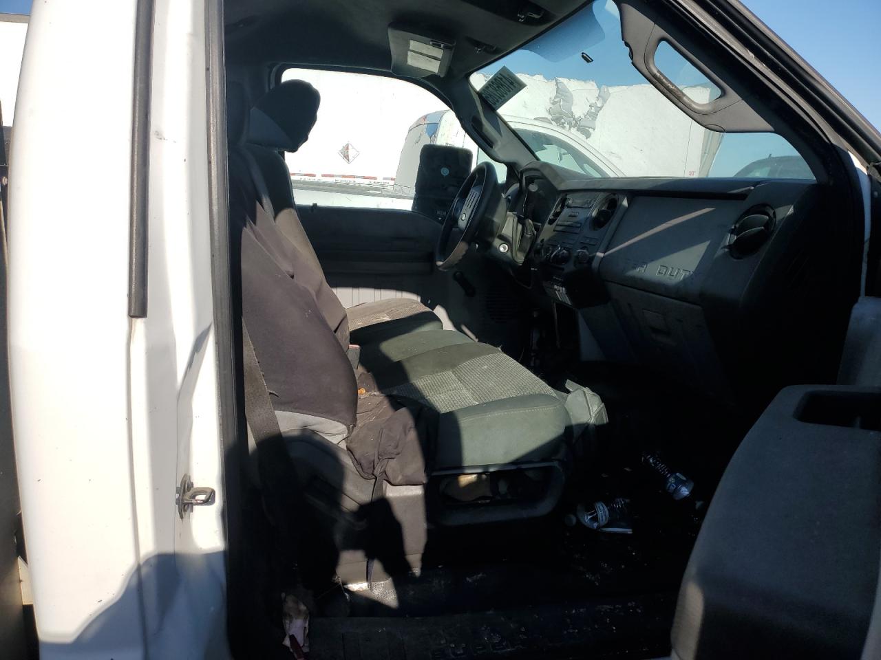 2015 Ford F250 VIN 1FDBF2A67FEA75629 Copart auction photo, normal wear damage thumbnail 10