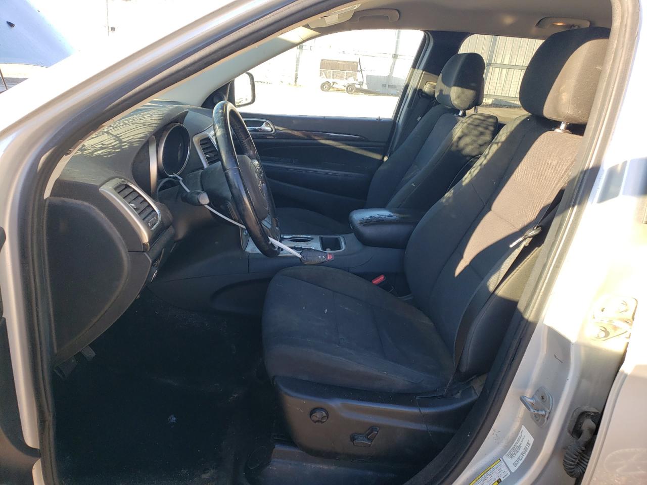 2011 Jeep Grand Cherokee VIN 1J4RR4GG3BC566673 Copart auction photo, front end / side damage thumbnail 7