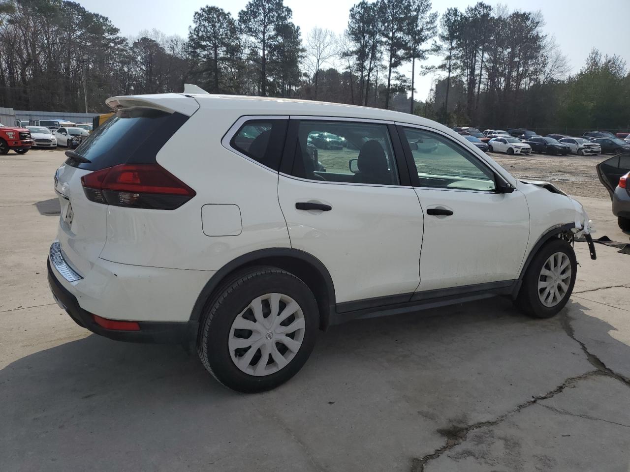 2018 Nissan Rogue VIN 5N1AT2MTXJC761299 Copart auction photo, front end damage thumbnail 3