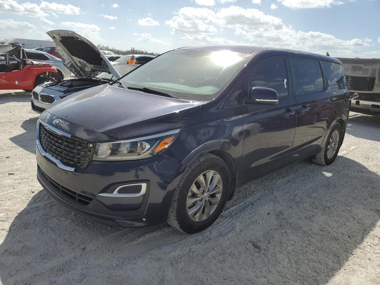 2019 KIA Sedona VIN KNDMB5C17K6534013