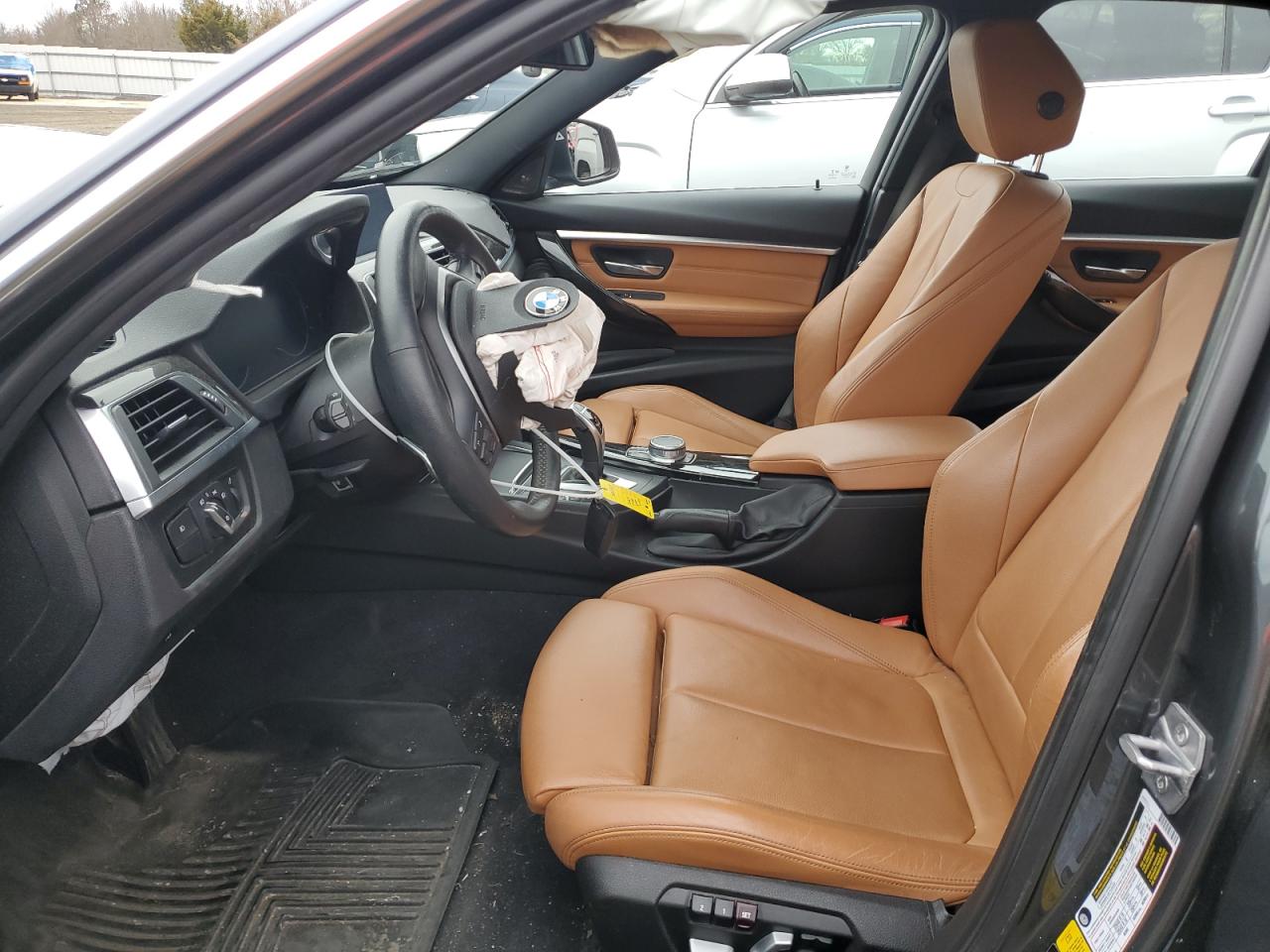 2018 BMW 3er VIN WBA8D9G59JNU72275 Copart auction photo, front end damage thumbnail 7