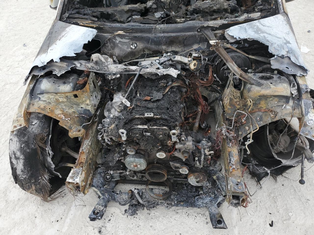 2013 Mercedes-Benz C-klasse VIN WDDGF4HB4DR251332 Copart auction photo, burn - engine / burn - interior damage thumbnail 11