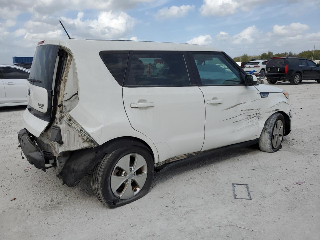 2015 KIA Soul VIN KNDJN2A27F7180871 Copart auction photo, rear end / side damage thumbnail 3
