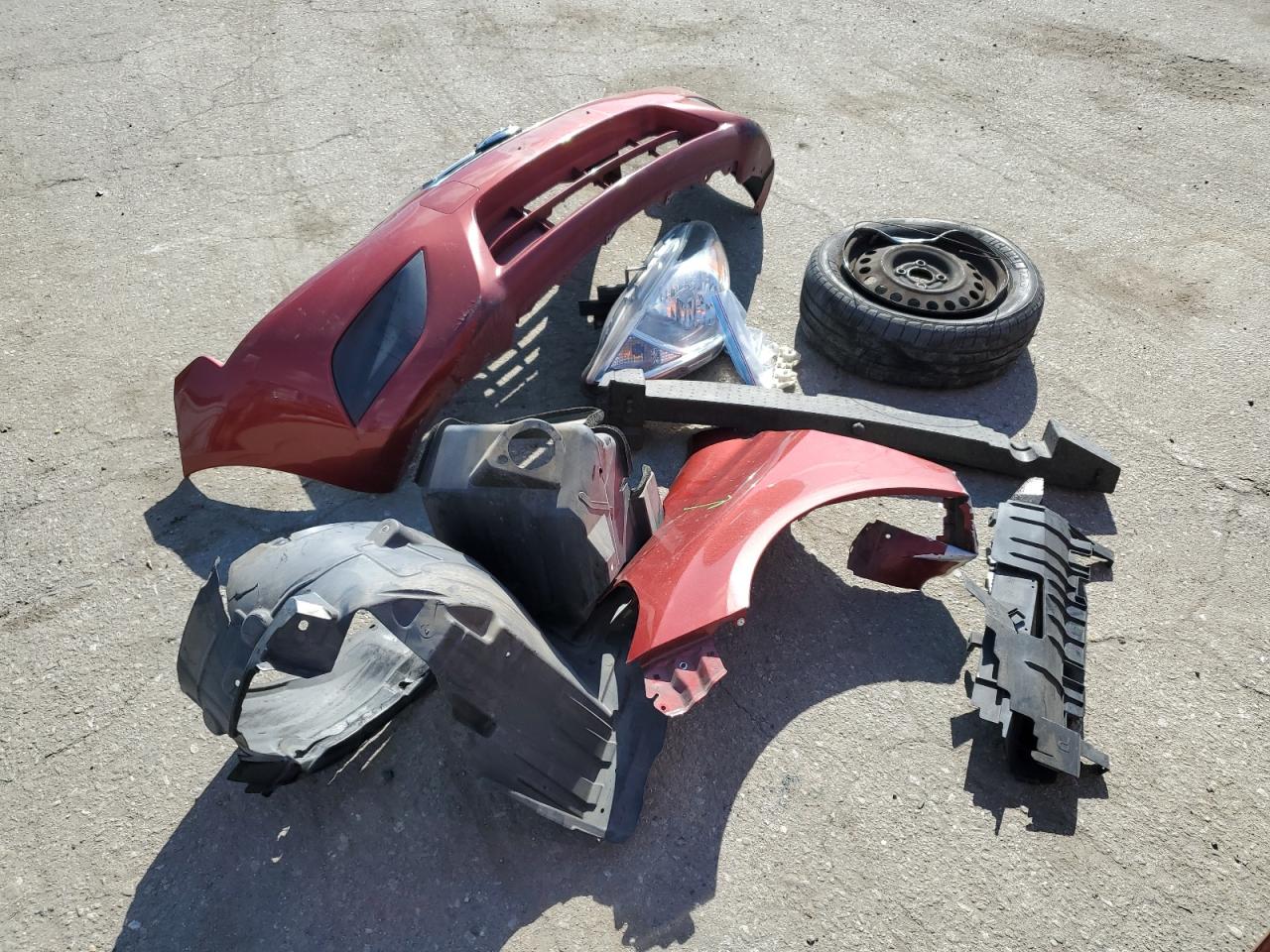2016 Nissan Versa VIN 3N1CN7AP3GL802951 Copart auction photo, front end / side damage thumbnail 12