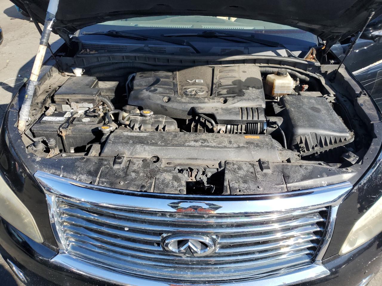 2011 Infiniti QX56 VIN JN8AZ2NC4B9303181 Copart auction photo, side / front end damage thumbnail 12