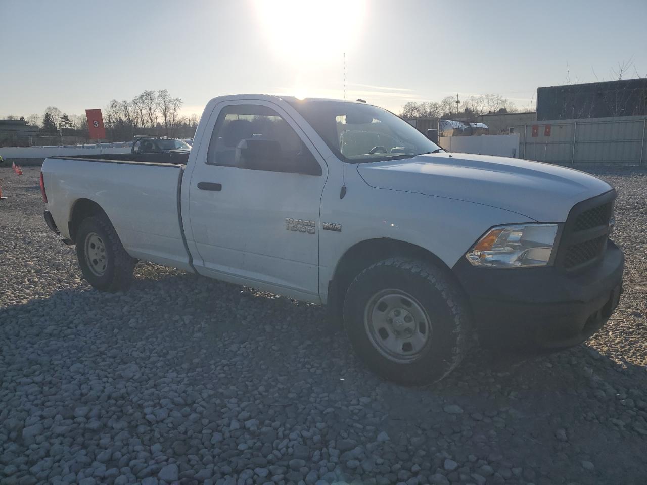2015 RAM 1500 VIN 3C6JR7DT0FG604442 Copart auction photo, minor dent/scratches damage thumbnail 4