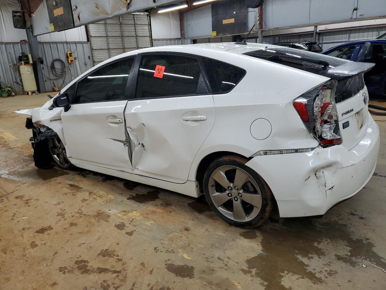 2013 Toyota Prius VIN JTDKN3DU1D5624813 Copart auction photo, front end / undercarriage damage thumbnail 2