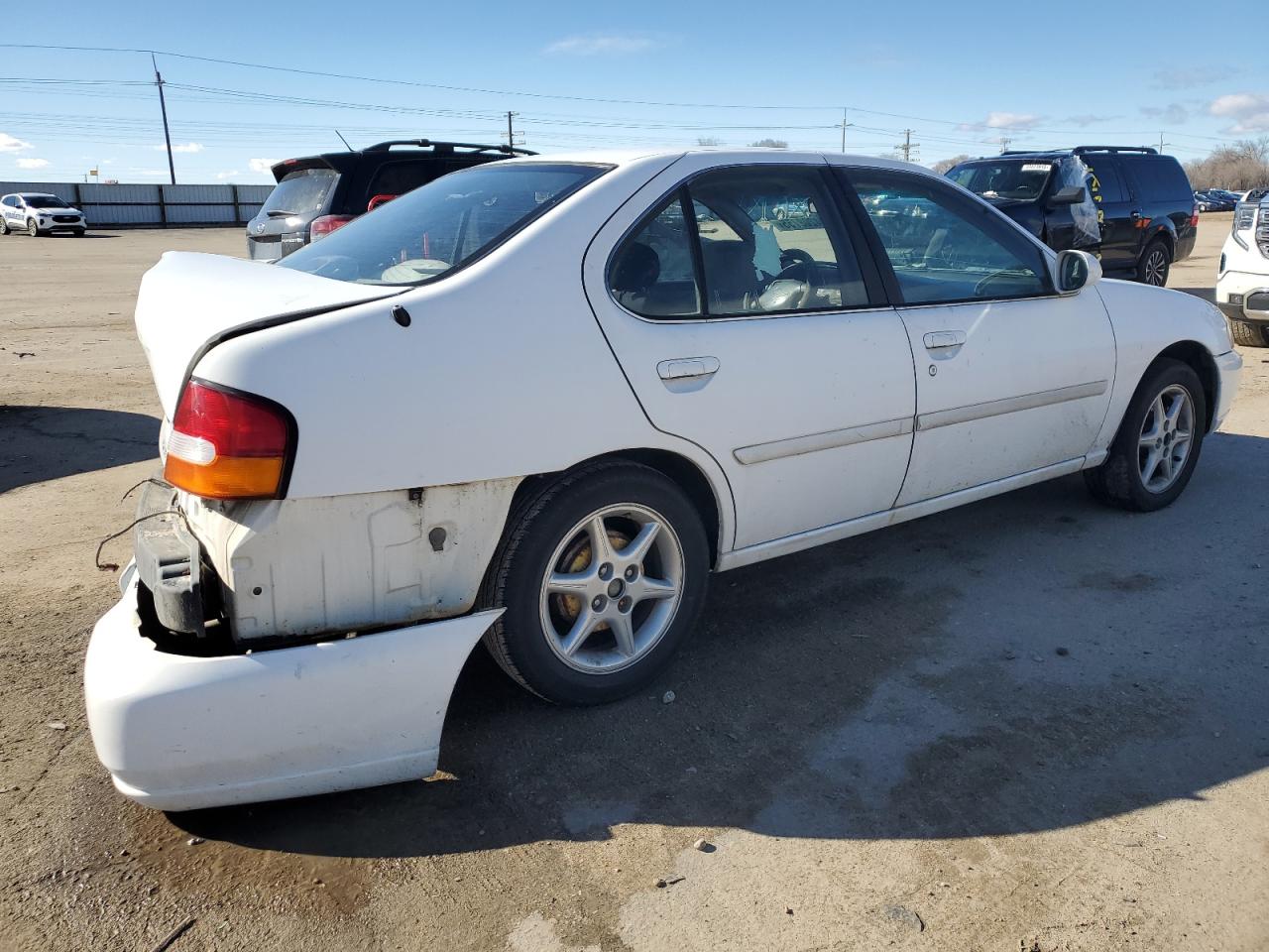 1998 Nissan Altima VIN 1N4DL01DXWC184323 Copart auction photo, rear end / undercarriage damage thumbnail 3