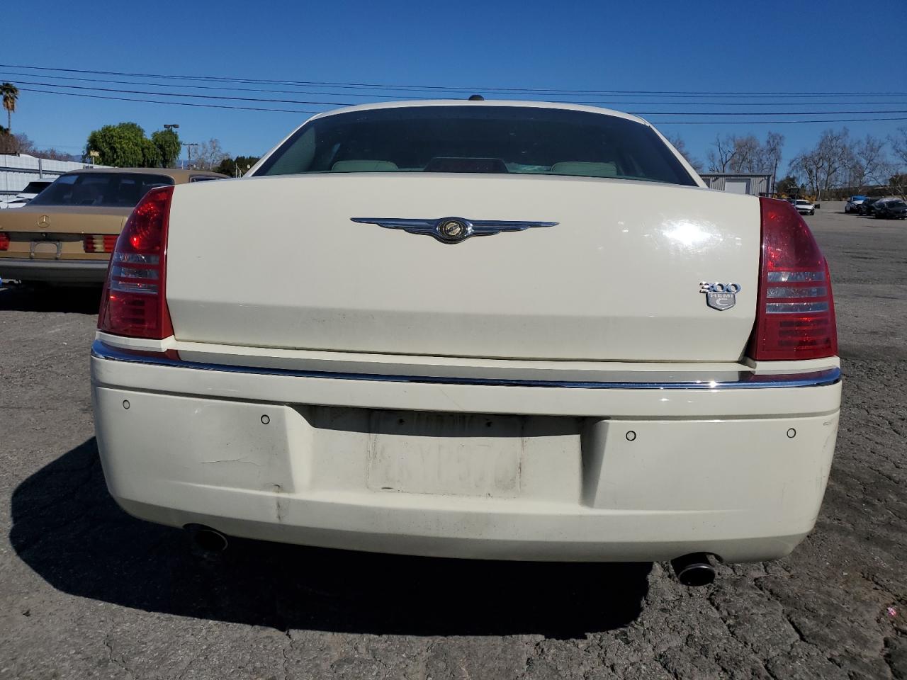 2006 Chrysler 300 VIN 2C3LA63H36H290371 Copart auction photo, side damage thumbnail 6