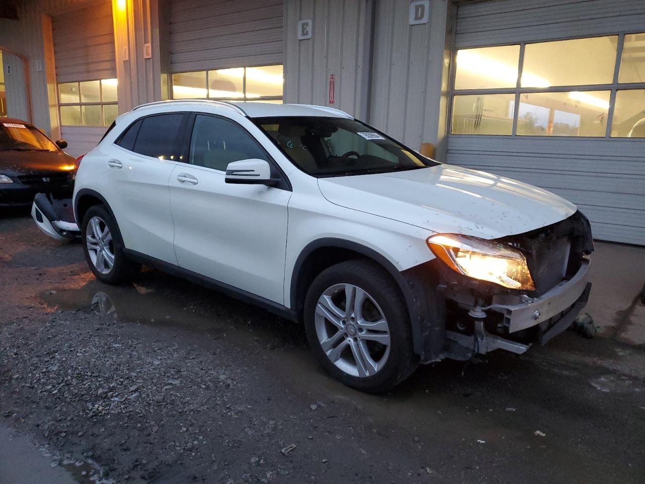 2016 Mercedes-Benz GLA-klasse VIN WDCTG4GB0GJ251218 Copart auction photo, front end damage thumbnail 4