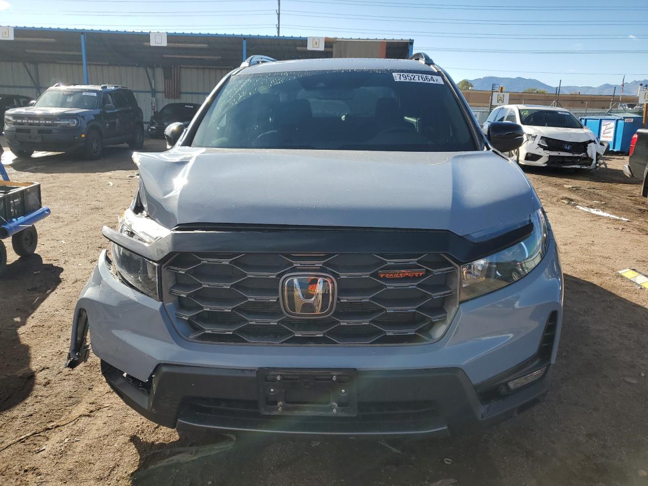 2022 Honda Passport VIN 5FNYF8H6XNB023187 Copart auction photo, front end / rear end damage thumbnail 5