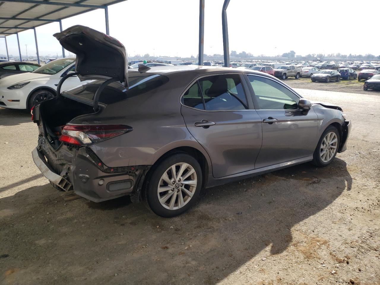 2021 Toyota Camry VIN 4T1C11AK9MU590693 Copart auction photo, rear end damage thumbnail 3