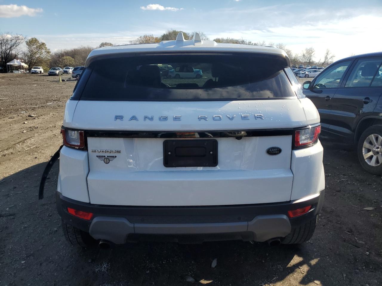 2017 Land Rover Range Rover VIN SALVP2BG2HH253723 Copart auction photo, side damage thumbnail 6