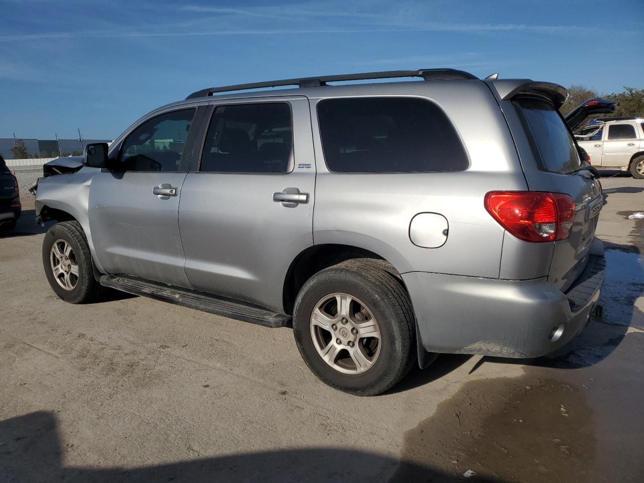 2011 Toyota Sequoia VIN 5TDZY5G14BS033465 Copart auction photo, front end damage thumbnail 2