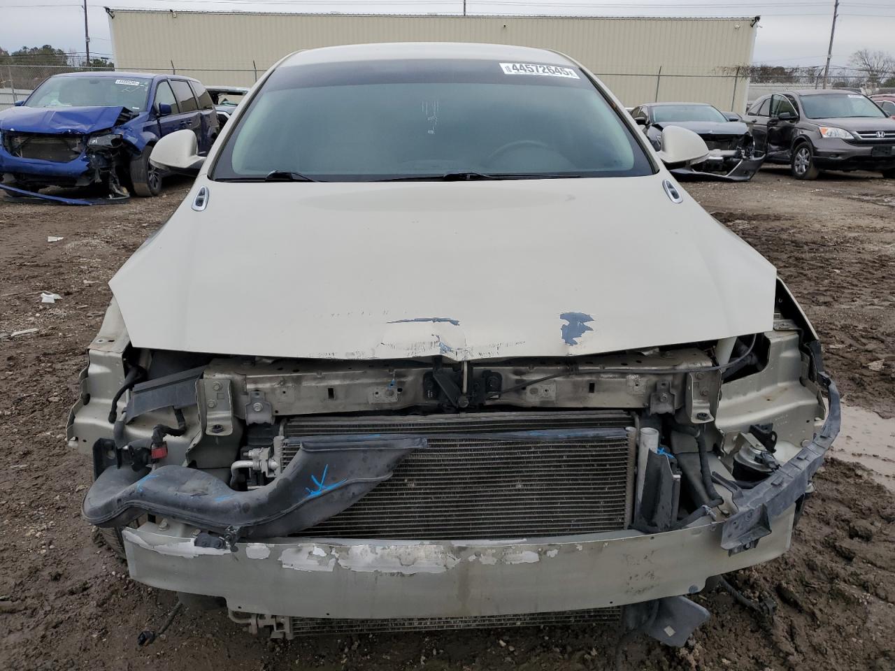2014 Buick Regal VIN 2G4GR5GX5E9236611 Copart auction photo, front end / side damage thumbnail 5