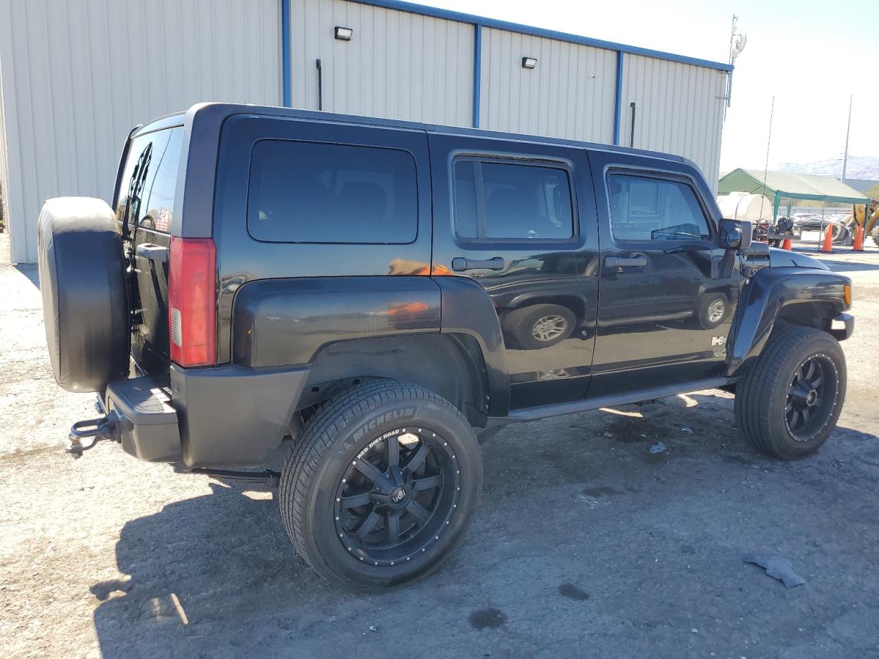 2007 Hummer H3 VIN 5GTDN13EX78168376 Copart auction photo, rear end damage thumbnail 3