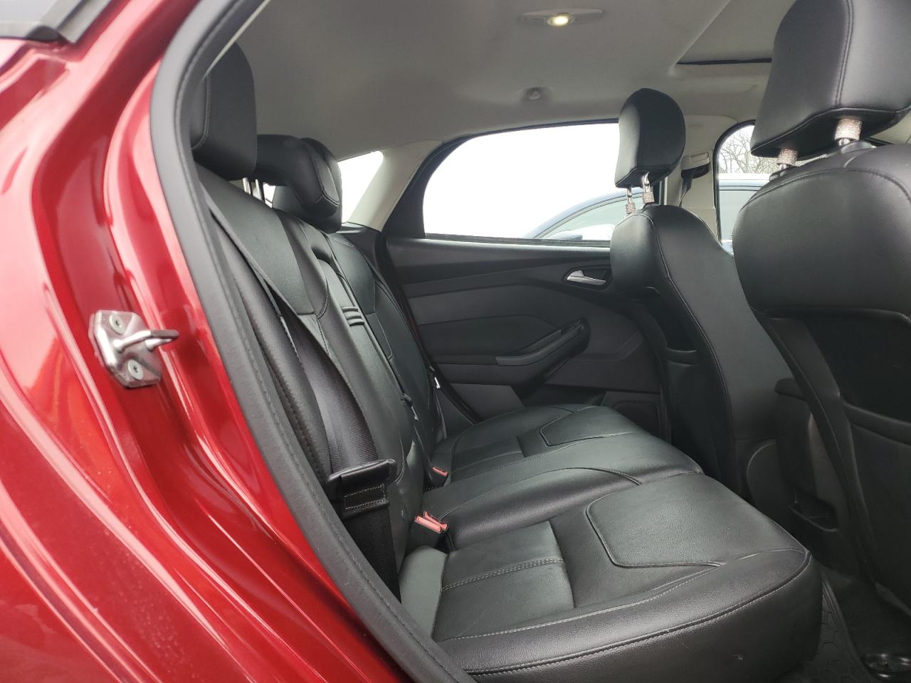 2015 Ford Focus VIN 1FADP3K23FL362267 Copart auction photo, side / rear end damage thumbnail 10