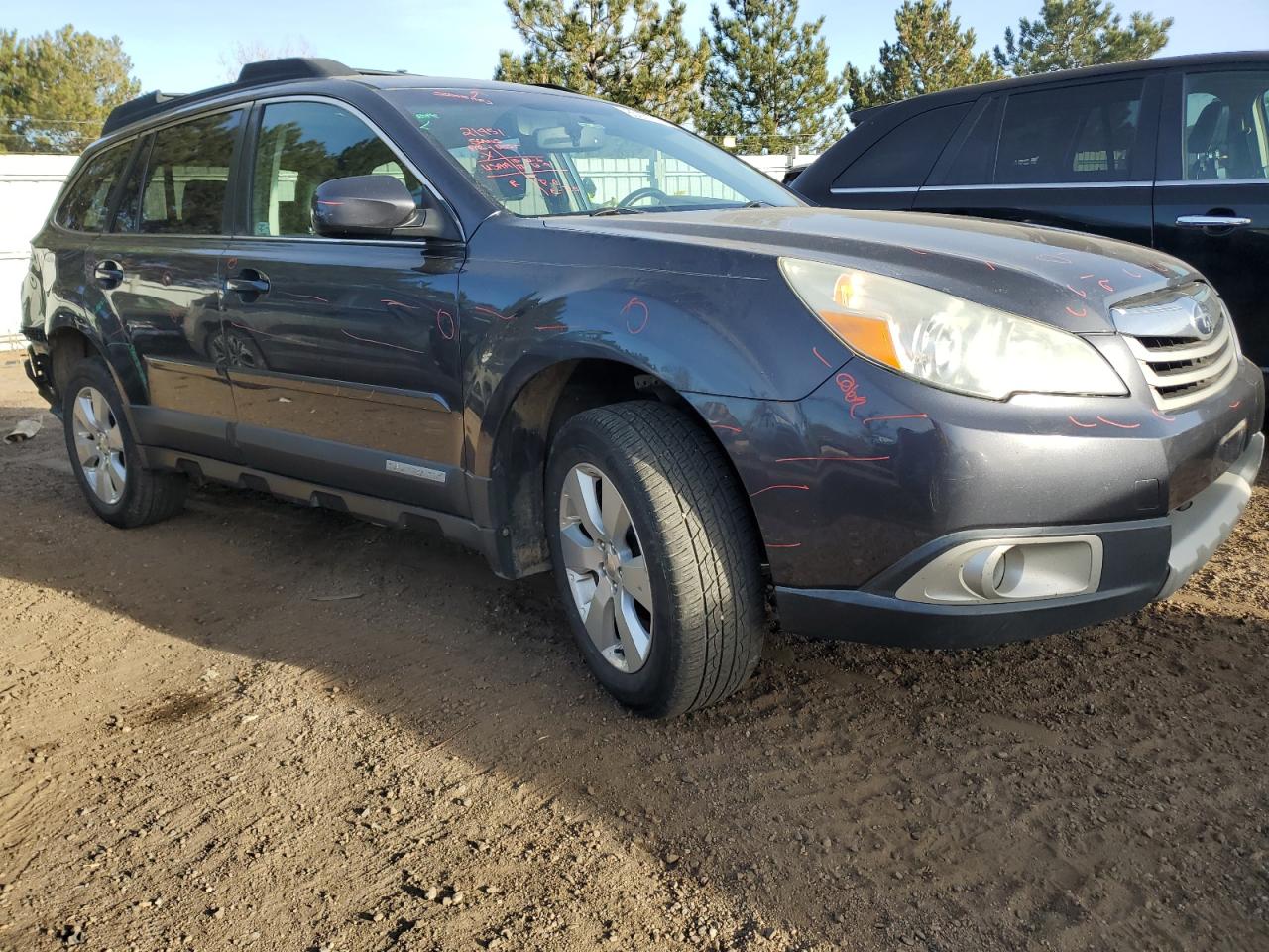 2011 Subaru Outback VIN 4S4BRBKC0B3418668 Copart auction photo, all over damage thumbnail 4