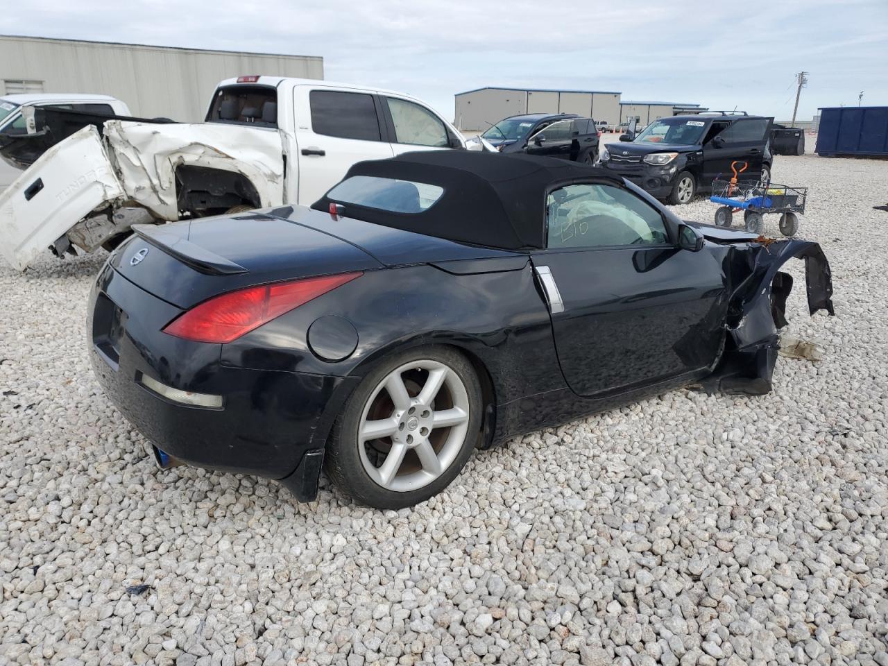 2005 Nissan 350Z VIN JN1AZ36A85M753581 Copart auction photo, all over damage thumbnail 3