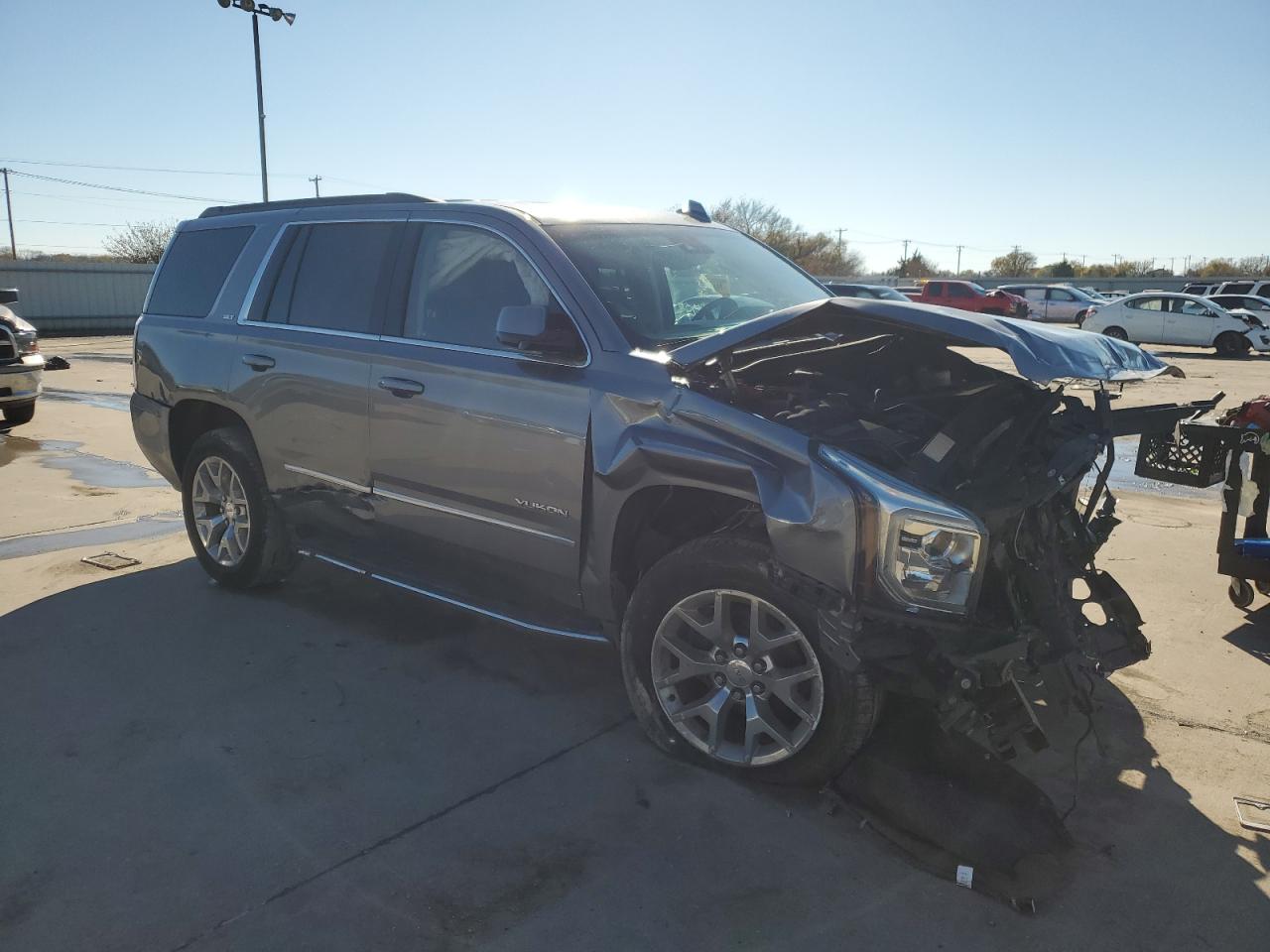 2020 GMC Yukon VIN 1GKS2BKC9LR149274 Copart auction photo, front end / side damage thumbnail 4