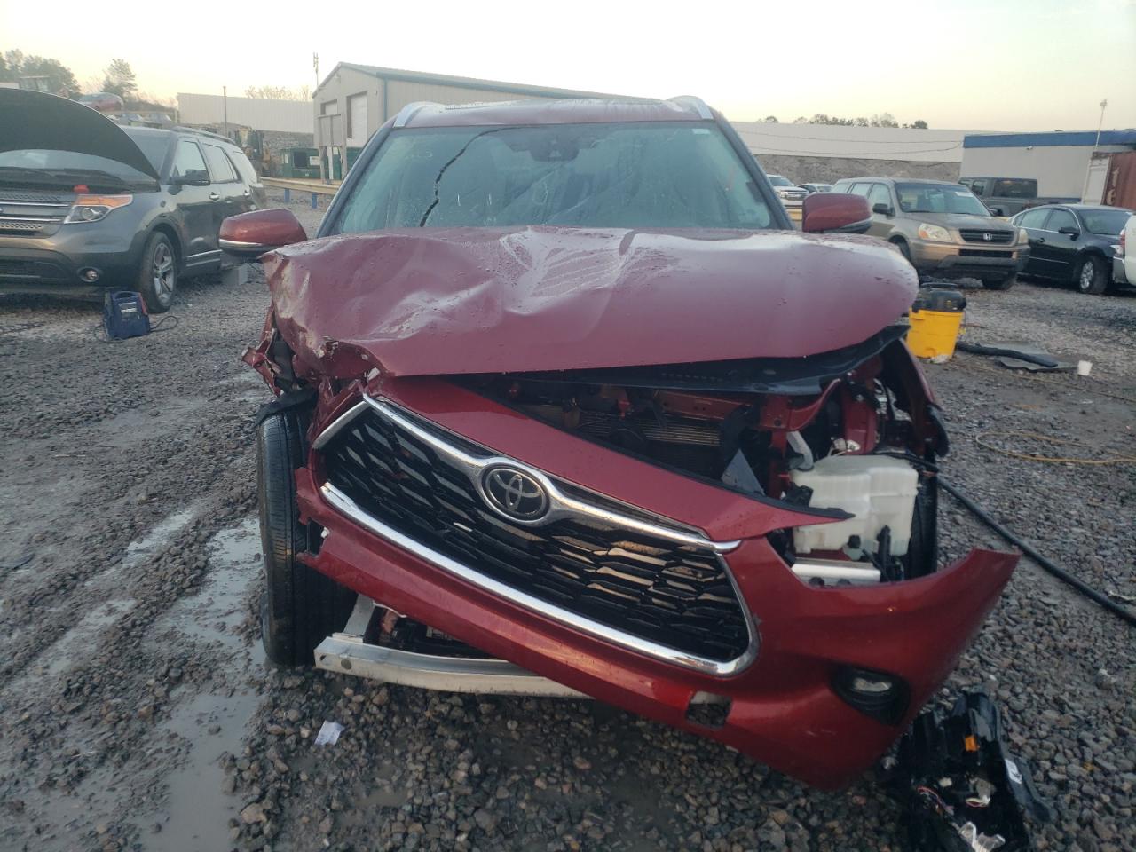 2021 Toyota Highlander VIN 5TDYZRAH2MS051486 Copart auction photo, front end damage thumbnail 5